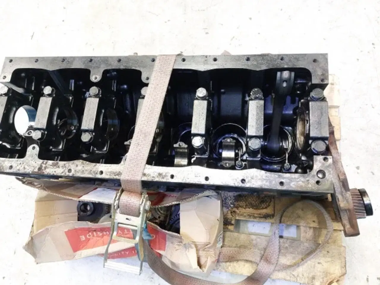 Billede 8 - Valtra S280 Motorblok 836873096