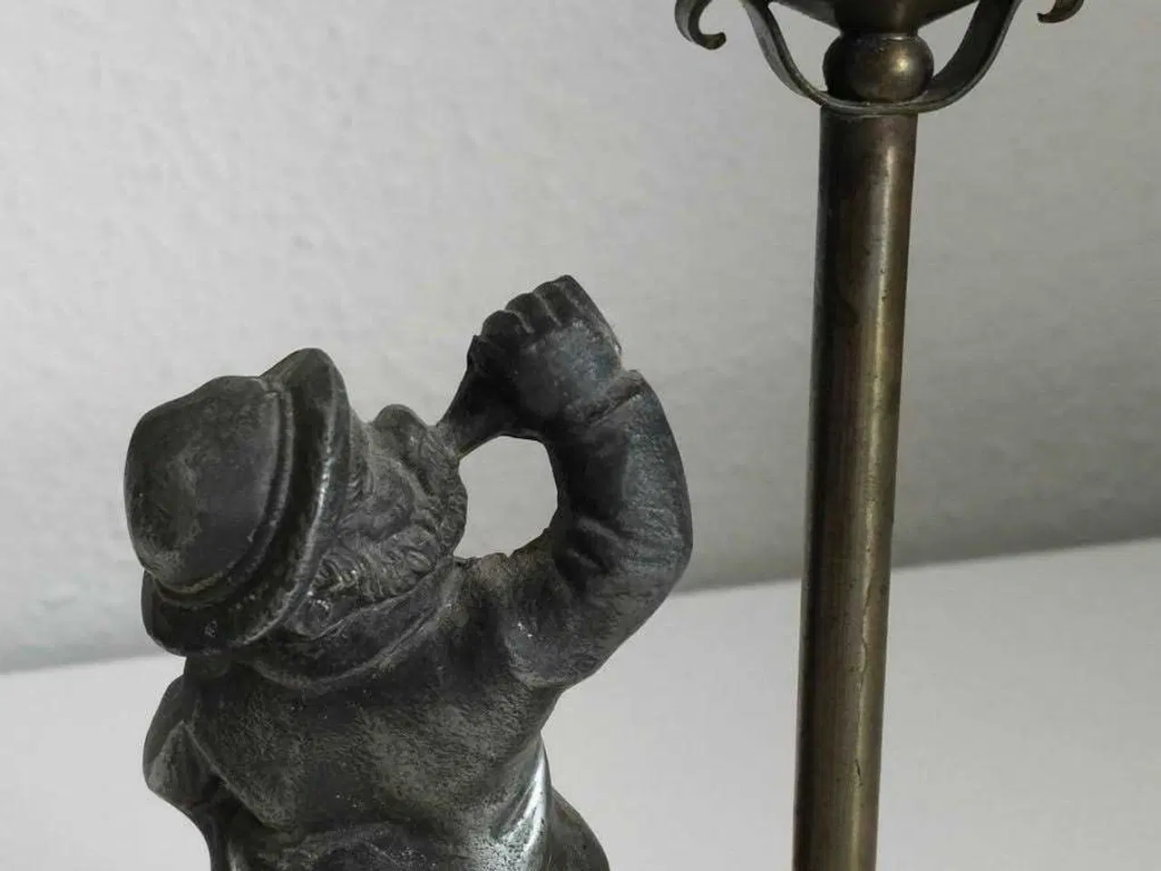 Billede 3 - Den Tørstige Mand – Vintage olielampe med gadelygt