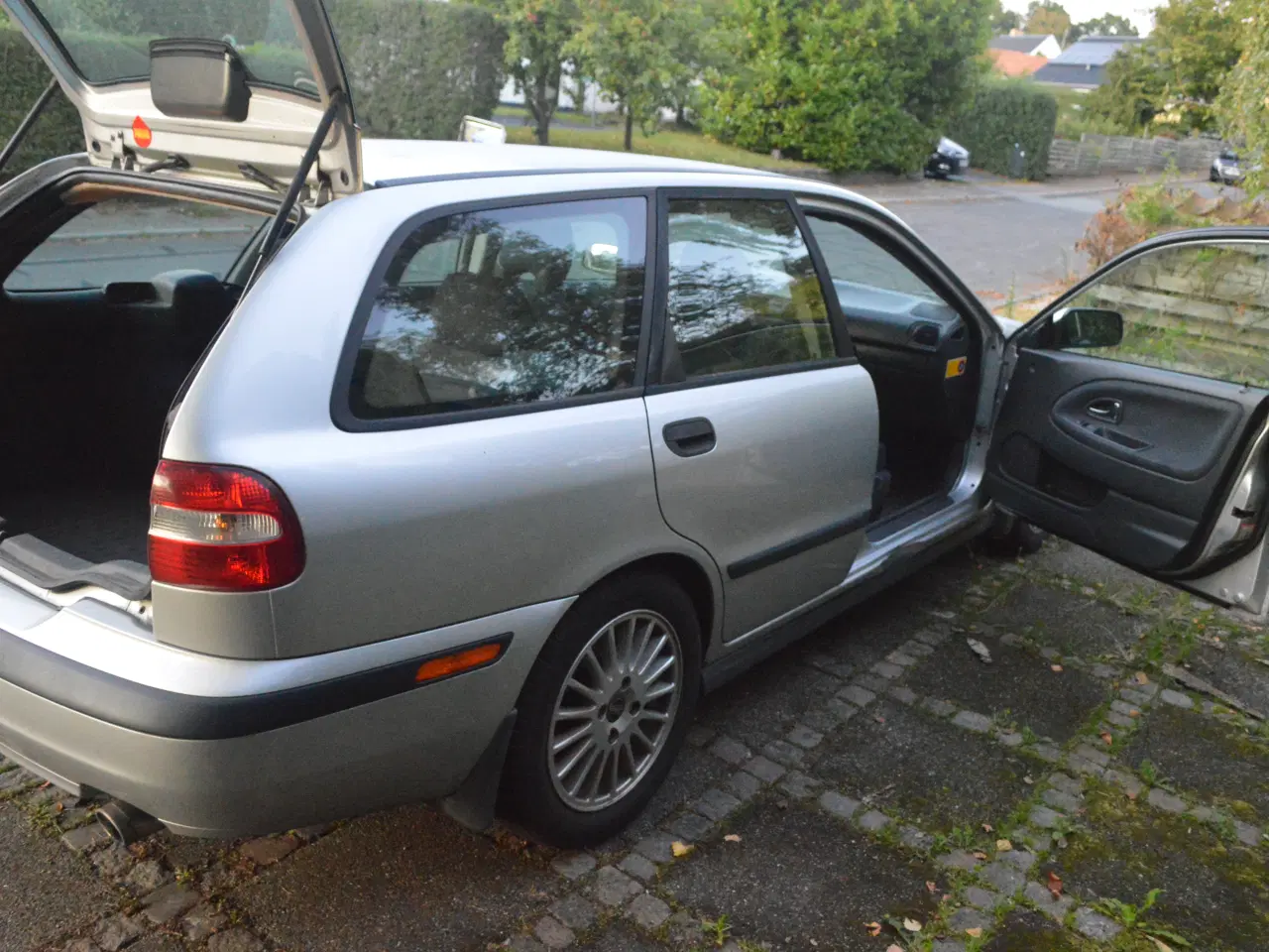 Billede 3 - Volvo V40, 2003, 242.000km, 6000kr