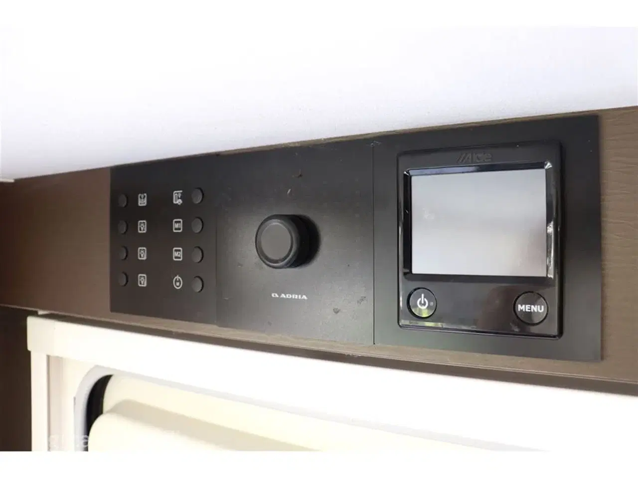Billede 14 - 2019 - Adria Alpina 573 UP   Velholdt Luksus Vogn med kæmpe rundsiddegruppe. ALDE centralvarme.