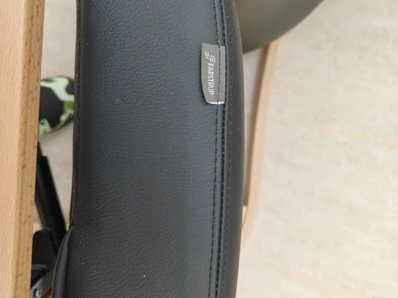 Billede 4 - Farstrup Applaus lænestol med nakkepude