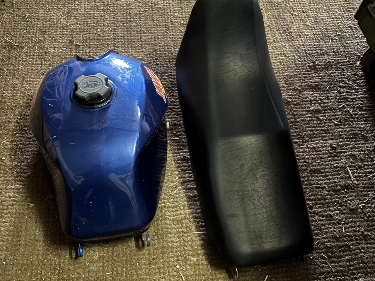 Billede 1 - Reservedele til Jawa