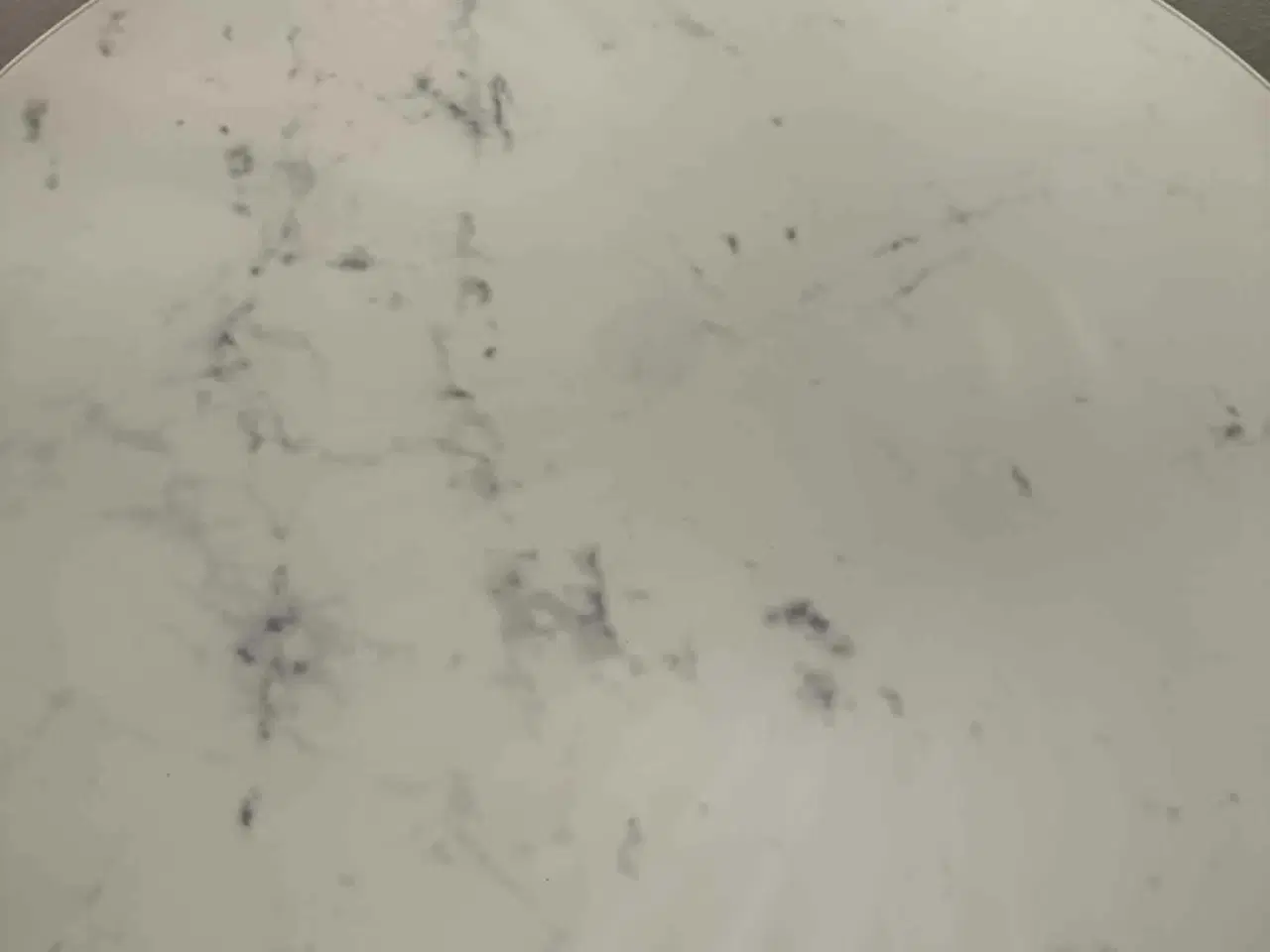 Billede 3 - Rundt spisebord med marmorlook glasplade