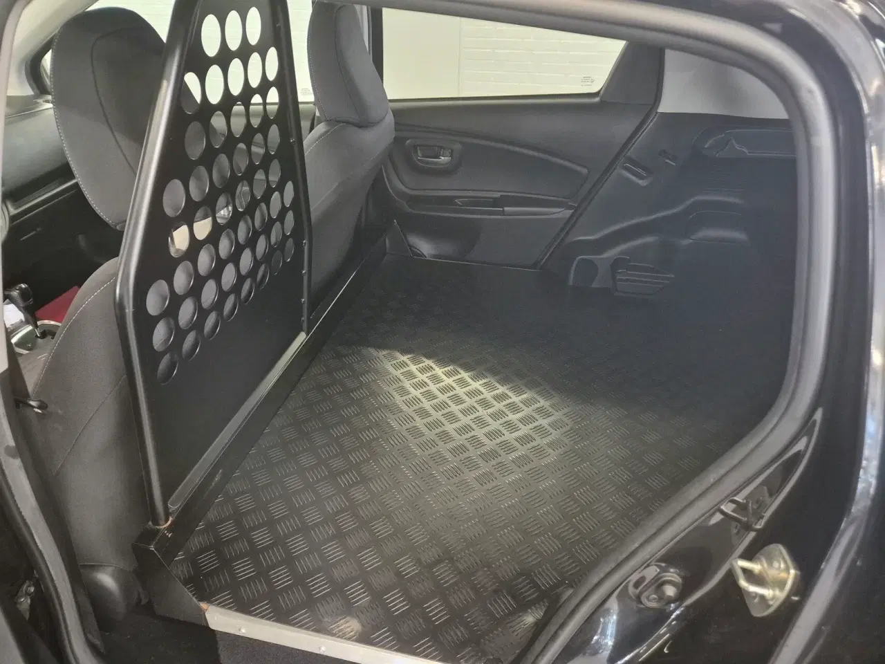 Billede 19 - Toyota Yaris 1,5 Hybrid H2 Limited E-CVT 100HK 5d Trinl. Gear