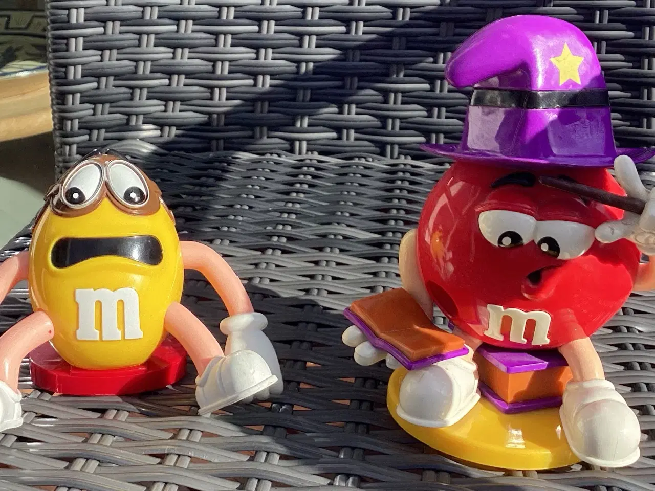 Billede 1 - M&M låg- figurer 2 styk samlet