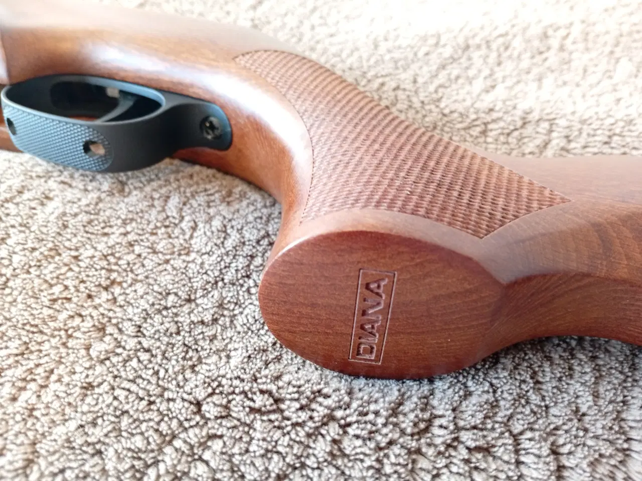 Billede 5 - Over 100 års erfaring er samlet i denne riffel.