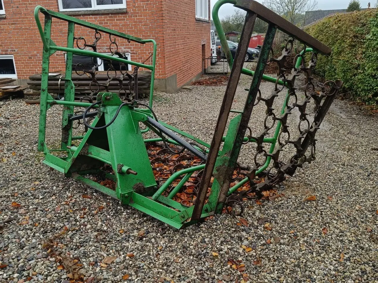 Billede 2 - - - - 5m græsmarksharve med hydraulisk opklap