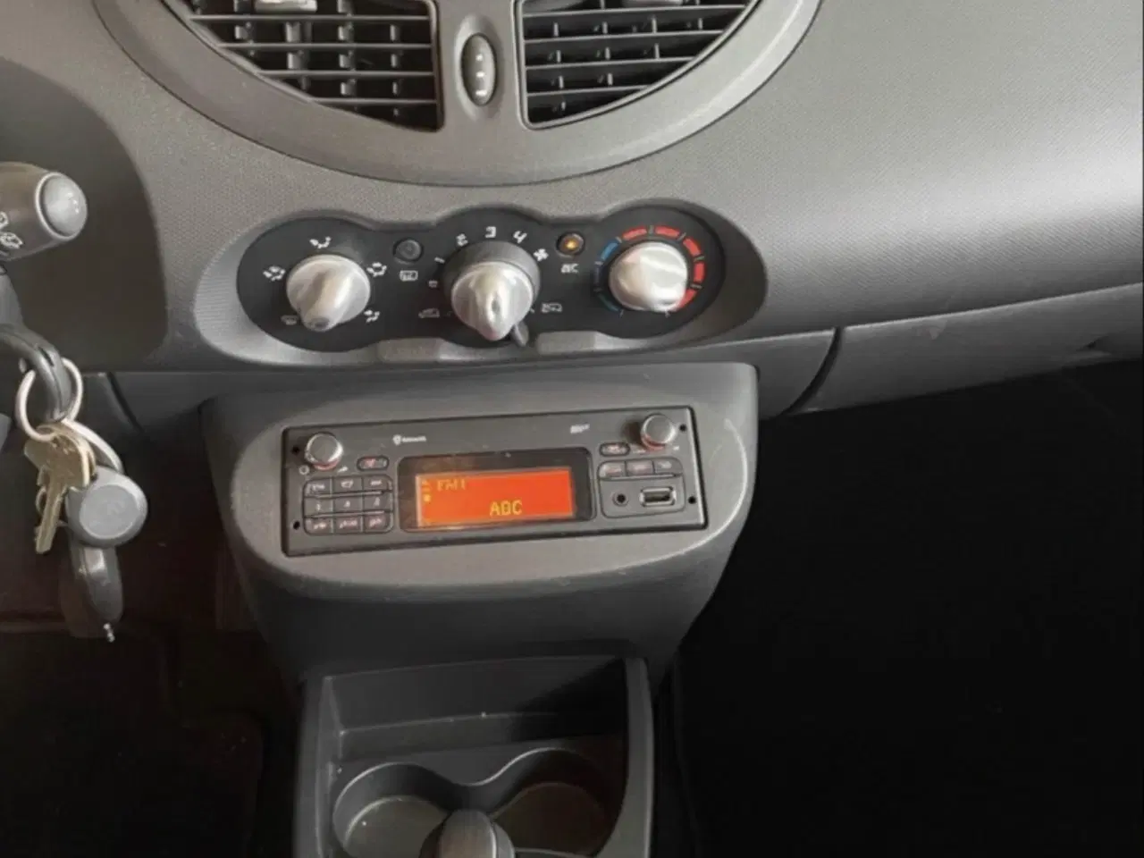 Billede 4 - Renault Twingo 2 - 1.5 DCI - Super økonomisk 