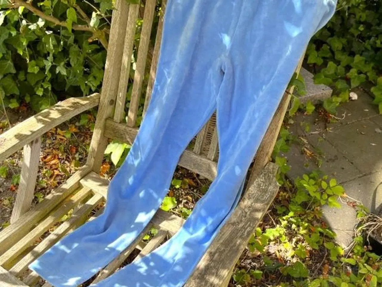 Billede 4 - Fine leggins i blå velour