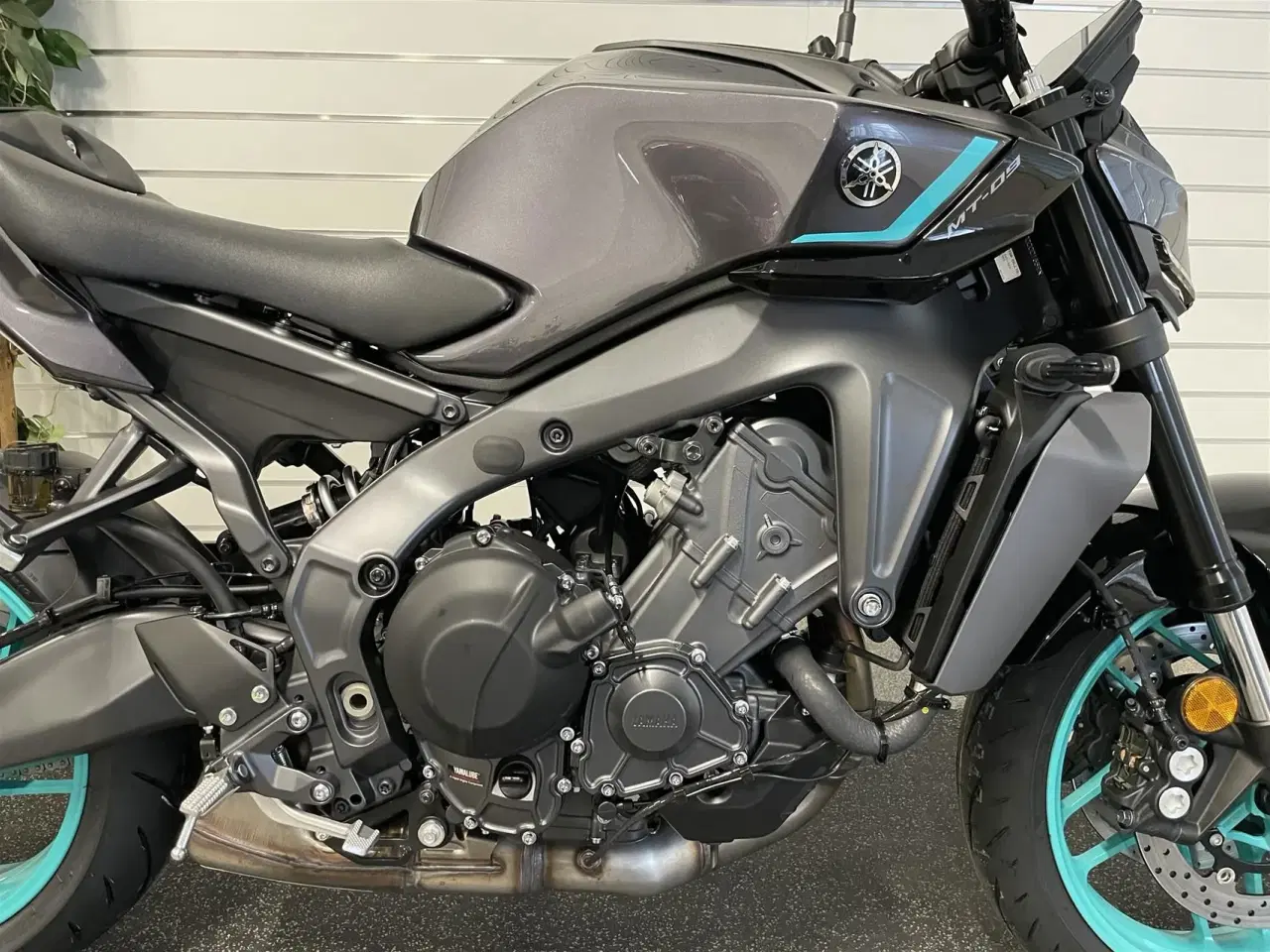 Billede 4 - Yamaha MT-09 Midnight Cyan