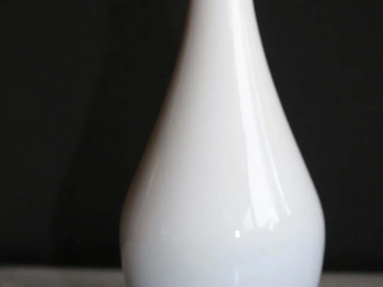 Billede 4 - Vase med blåregn fra Bing og Grøndahl