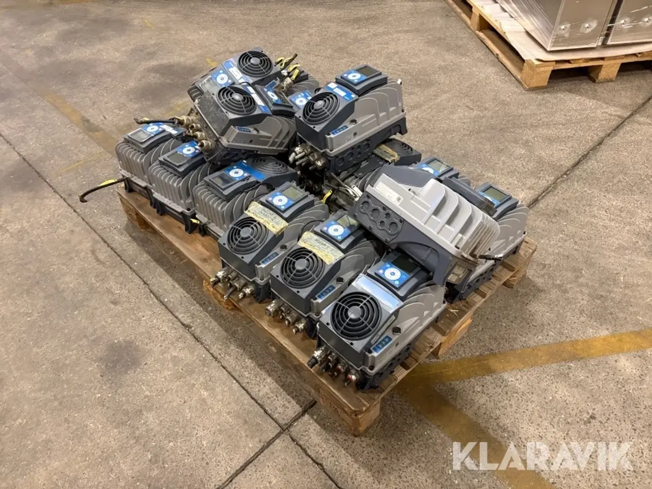 Billede 3 - Frekvensomformere Vacon 4X - 16 styk