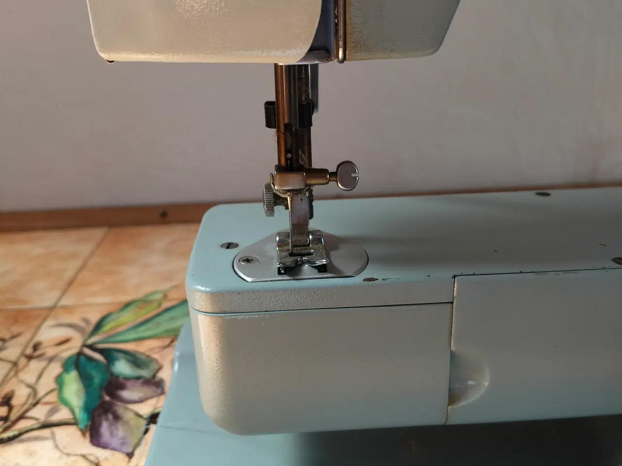 Billede 4 - 🧵 Vintage Koyo Lightweight symaskine med pedal