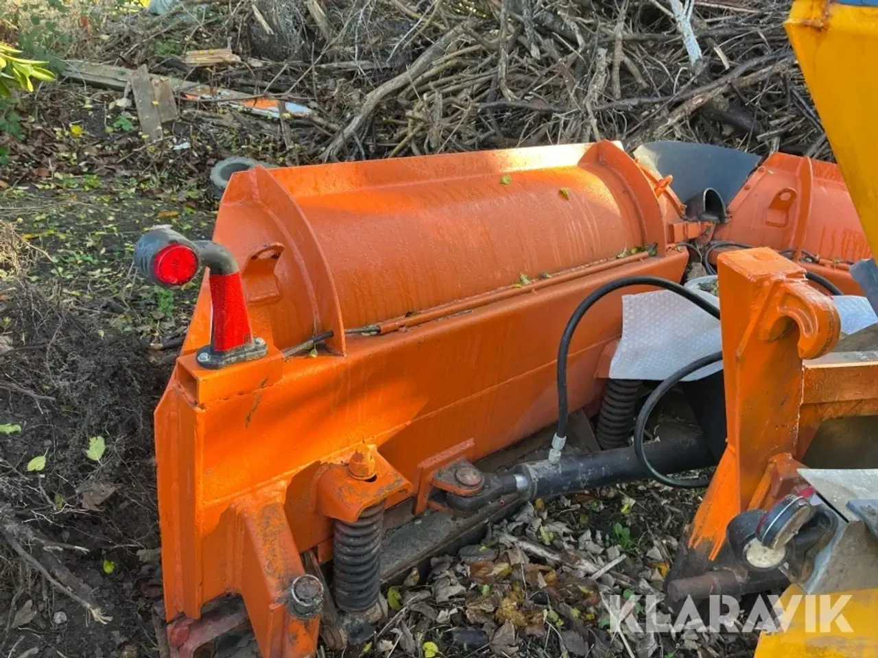 Billede 11 - Saltspreder og sneplov Bøgballe 217