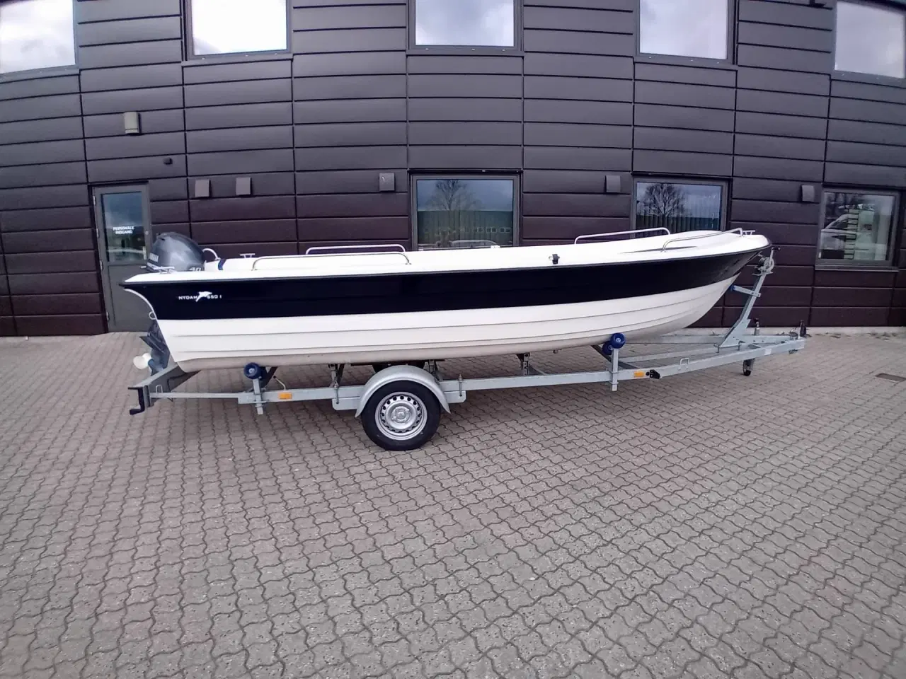 Billede 8 - Nydam 550 m/ Yamaha F40