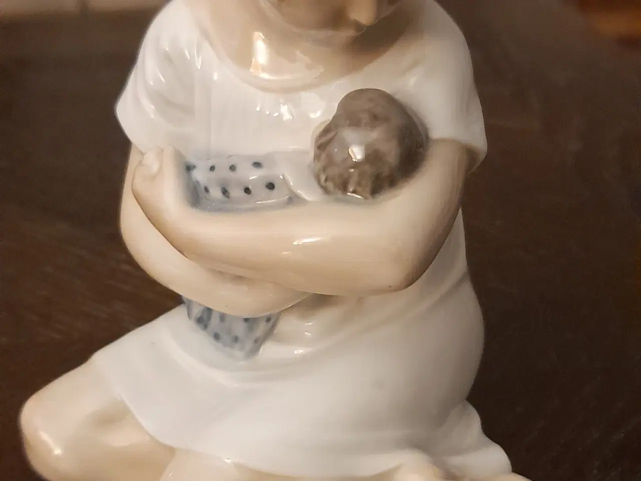 Billede 1 - Royal Copenhagen figur sælges