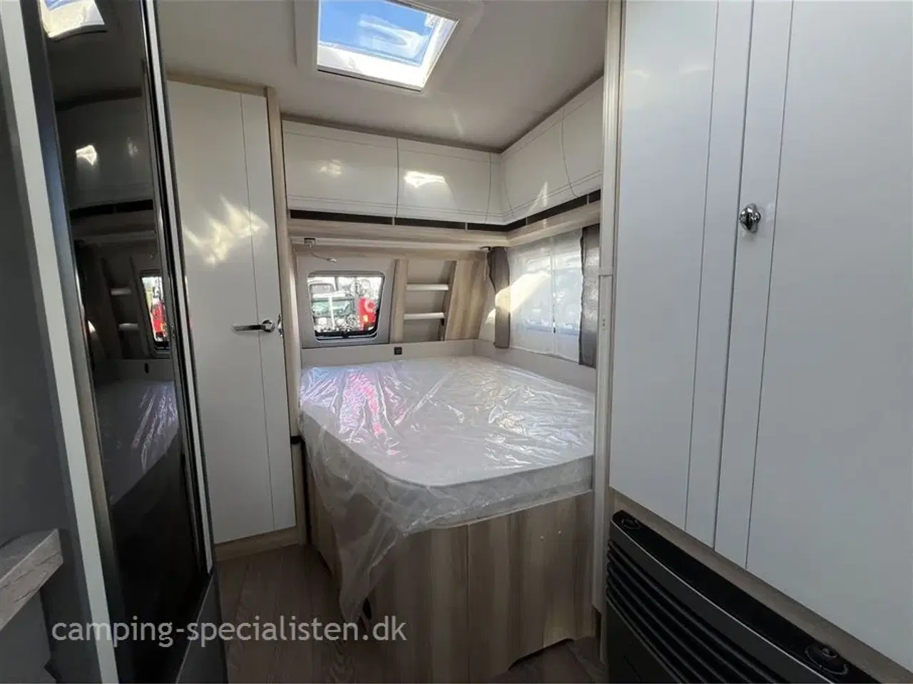 Billede 5 - 2026 - Hobby De Luxe 460 UFe   2026 Hobby De Luxe 460 UFe DK LINE - Kan ses nu hos Camping-Specialisten.dk
