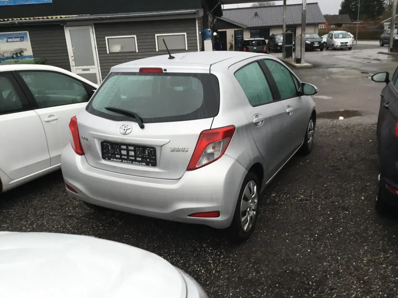 Billede 3 - Toyota yaris 1.0 vvt-i  5 døre bakkamera 