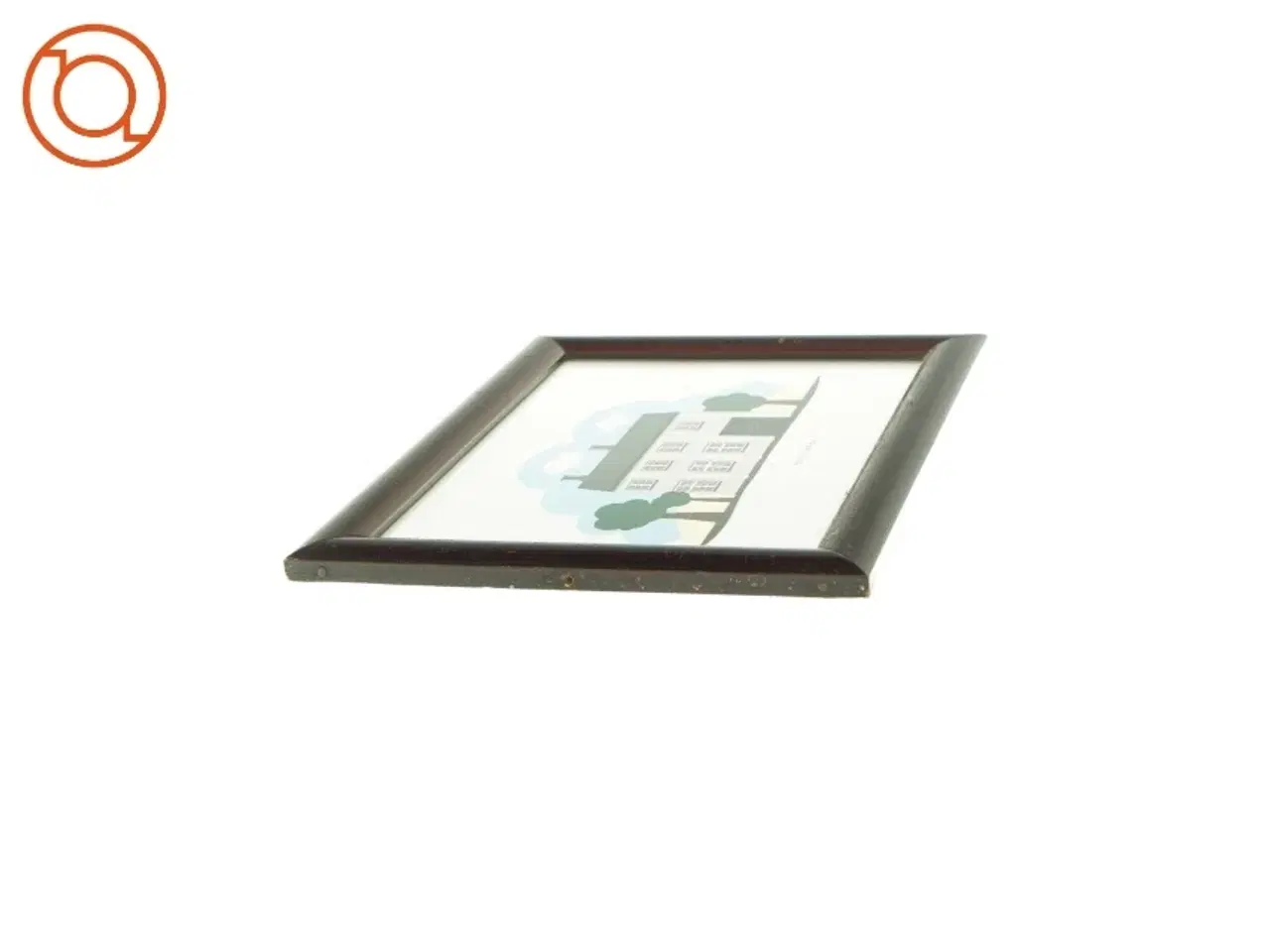 Billede 4 - Billede af familien Varnæs hus (fra matador) i mørk træramme