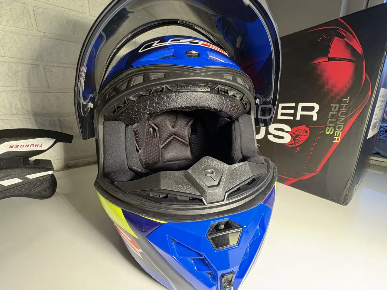 Billede 3 - LS2 Hjelm Topmodel