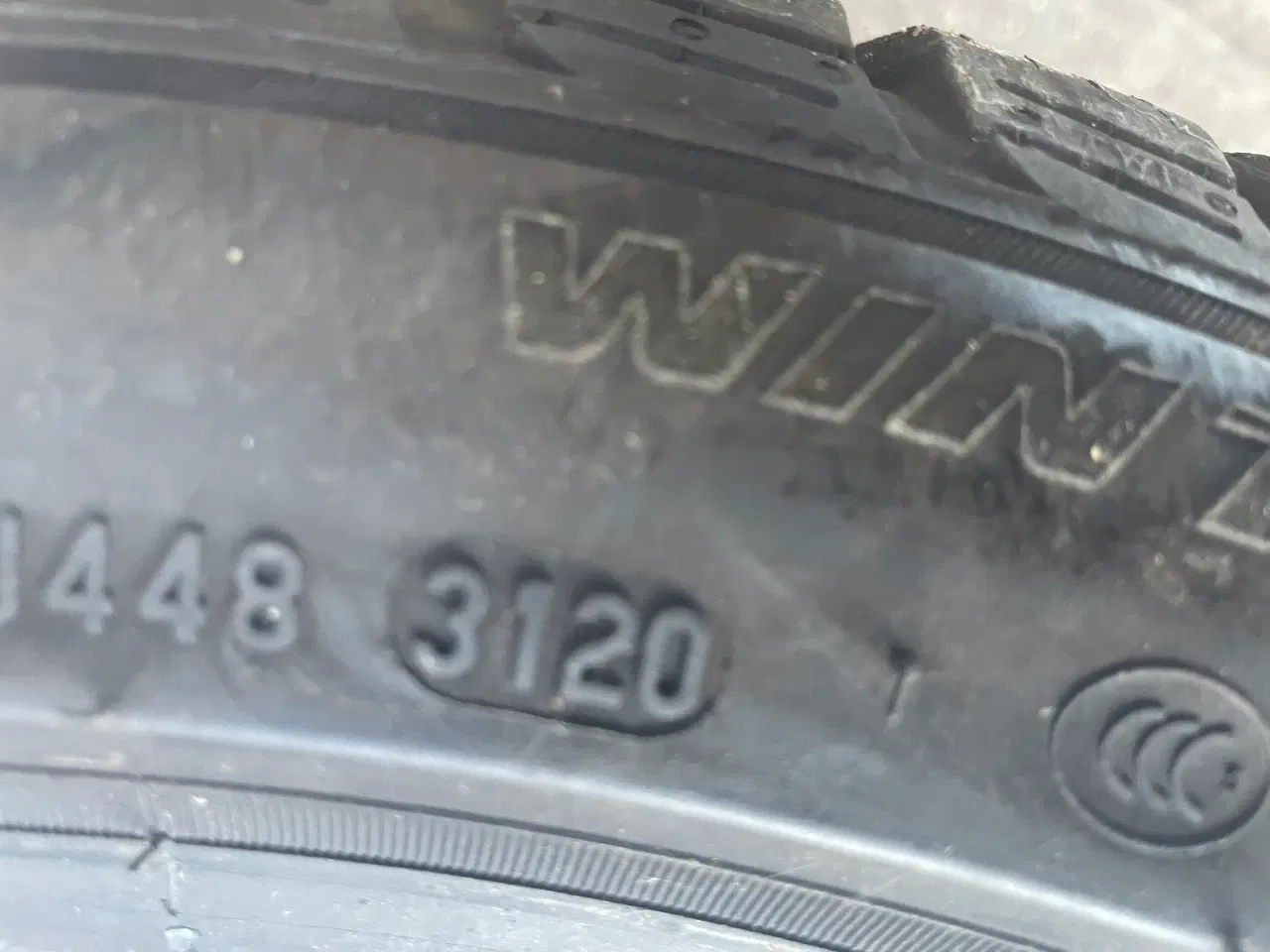 Billede 5 - Vinterdæk 225/40R18