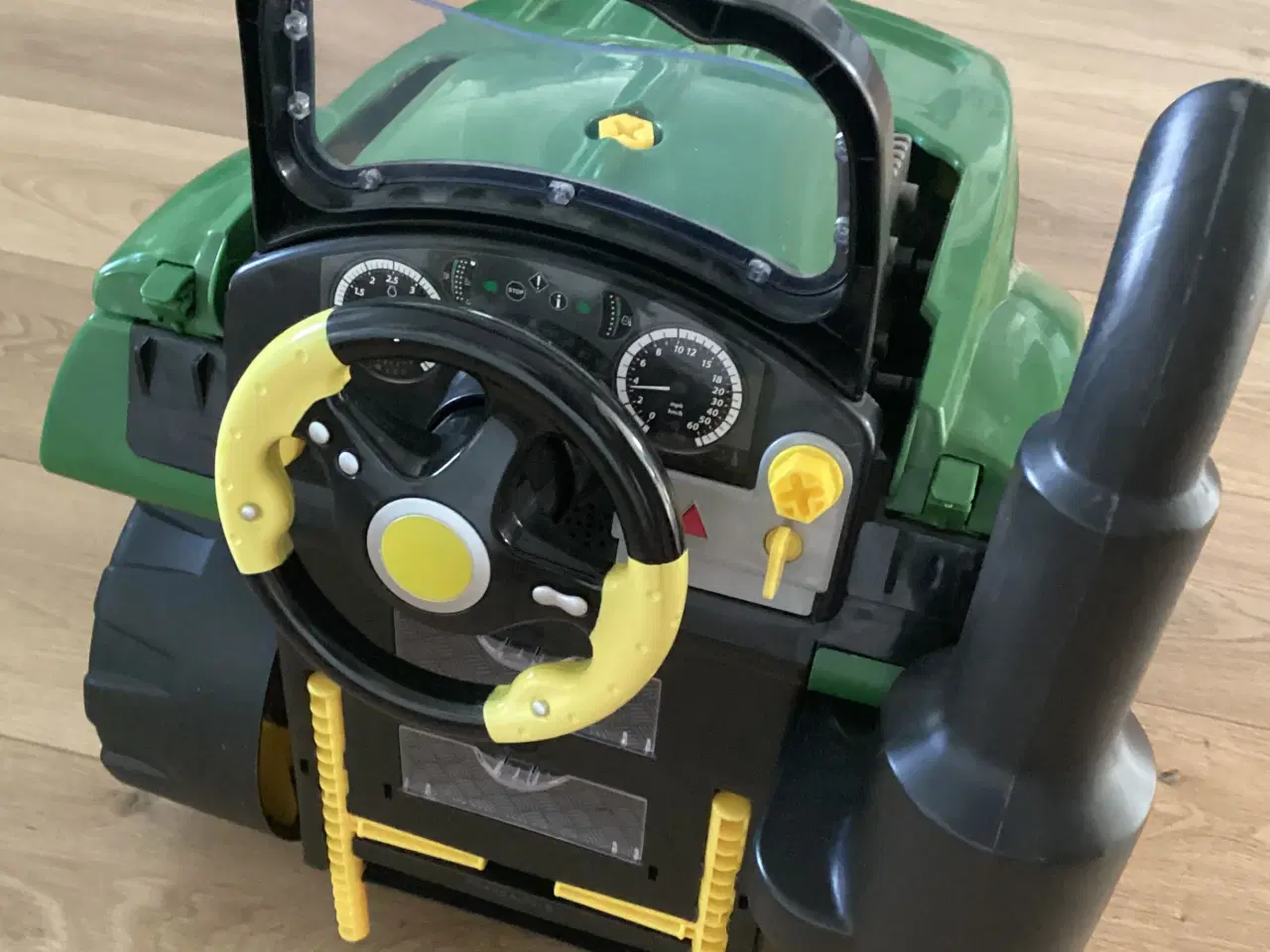 Billede 1 - Den lille mekaniker 