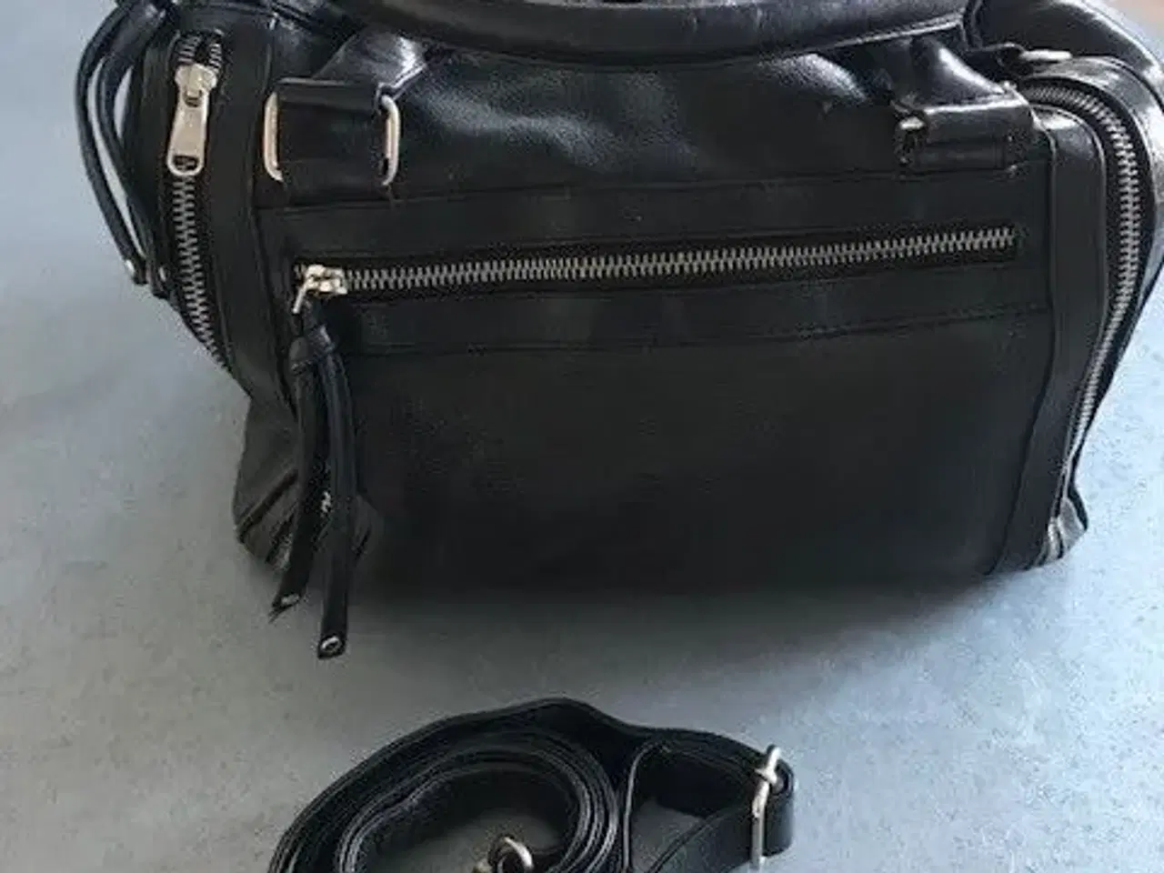 Billede 2 - Depeche vintage sort taske i skind