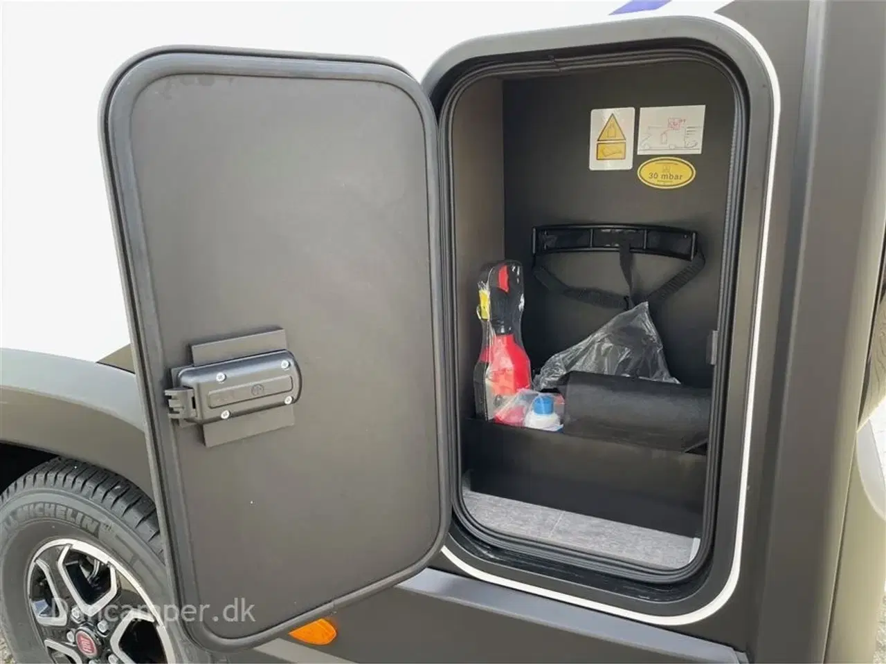 Billede 37 - 2024 - Chausson X650 Exclusive line   Camper med stor Lounge og siddegruppe, 9-trins automatgear, sænkeseng, stor garage, specialfælge, Artic, Connect- og X-tilbehørspakke ,