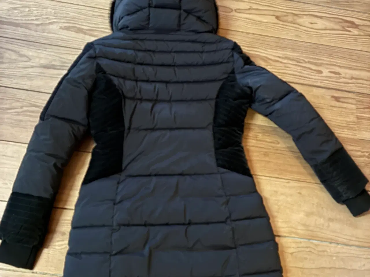 Billede 5 - Emporio Armani EA7 Thermoe frakke str M