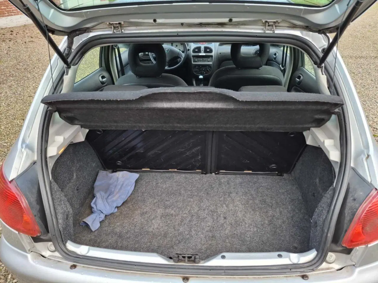 Billede 5 - Solid og billig Peugeot 207 sægles