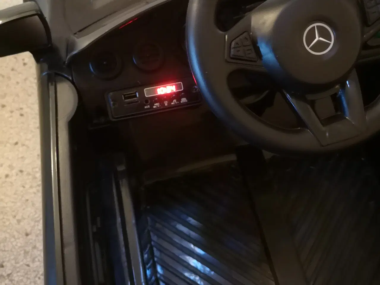 Billede 5 - El bil til børn med enkelt sæde, Mercedes GTR AMG 