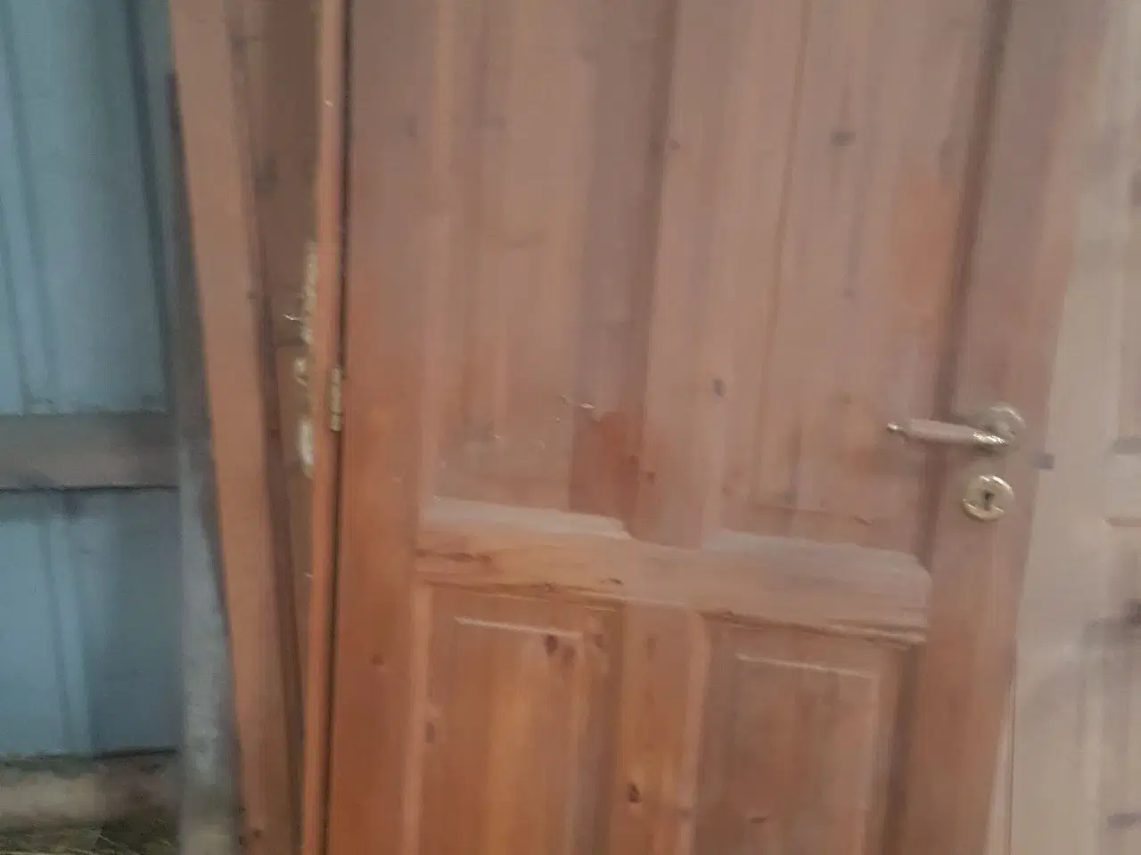 Billede 1 - Afsyrede døre 
