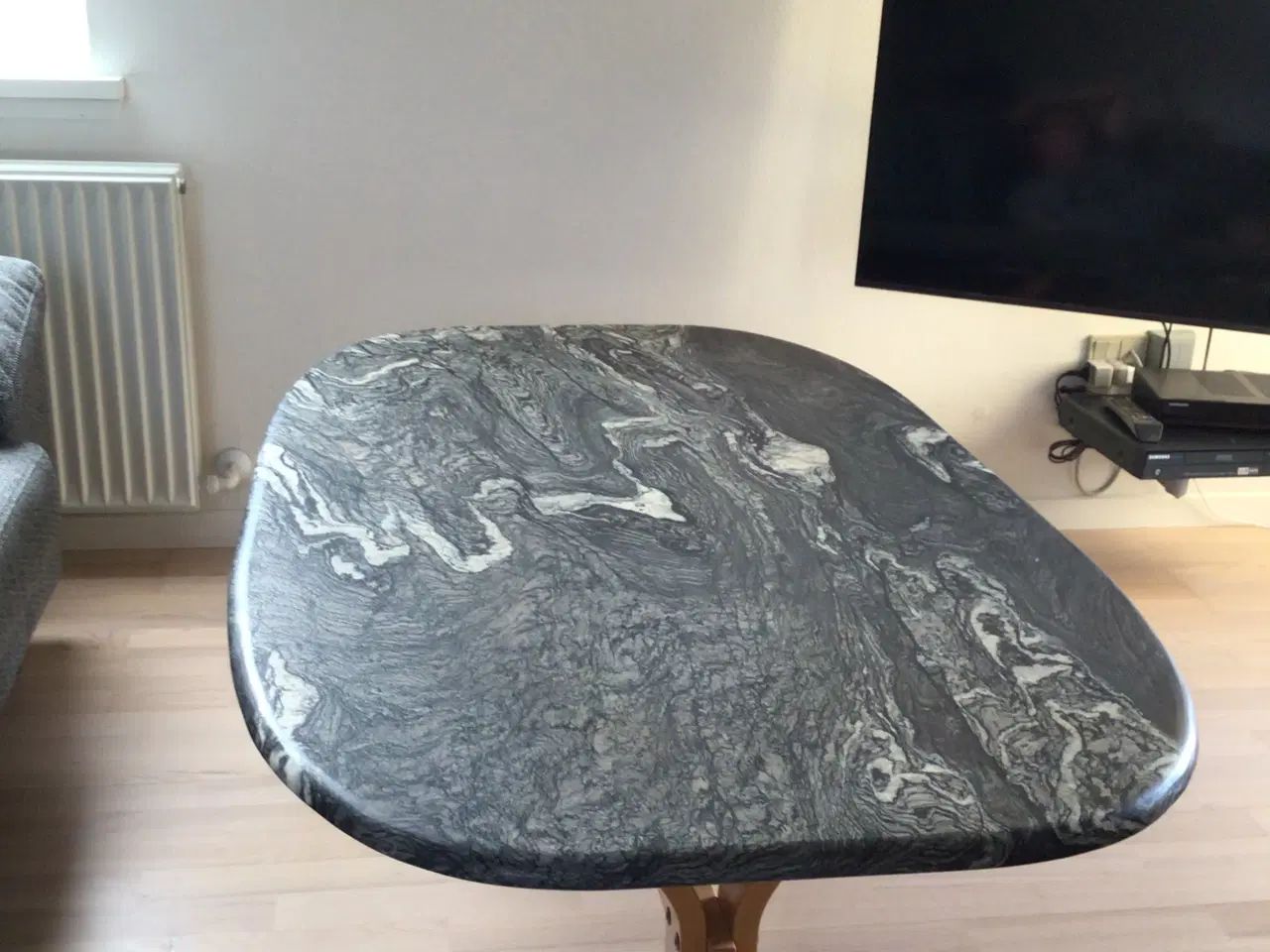 Billede 1 - Sofabord med stenplade i marmor look