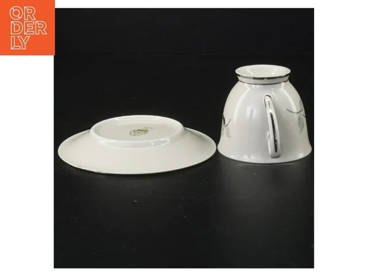 Billede 2 - Porcelænskopper og underkopper fra Københavns Porcellains Maleri (str. Diameter 13 cm kop 8 x 7 cm)