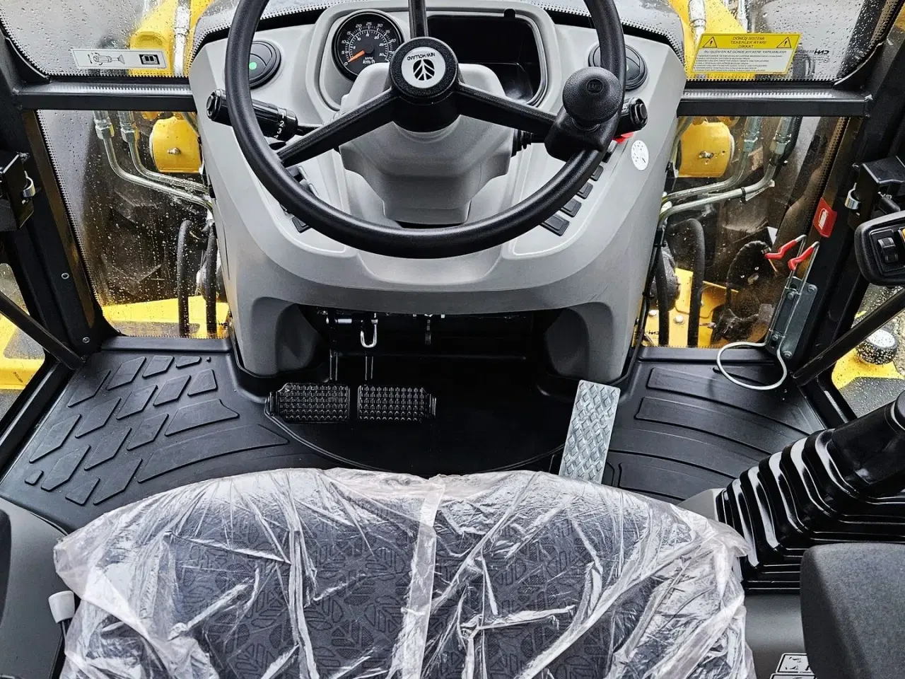 Billede 13 - New Holland B115D / FABRIKSNY - 2025 / Compacttilt & skovlsæt / teleskoparm mv.