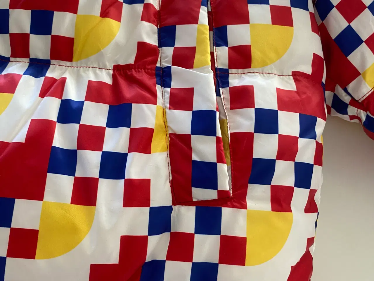 Billede 7 - Dunjakke vendbar - kun brugt få gange