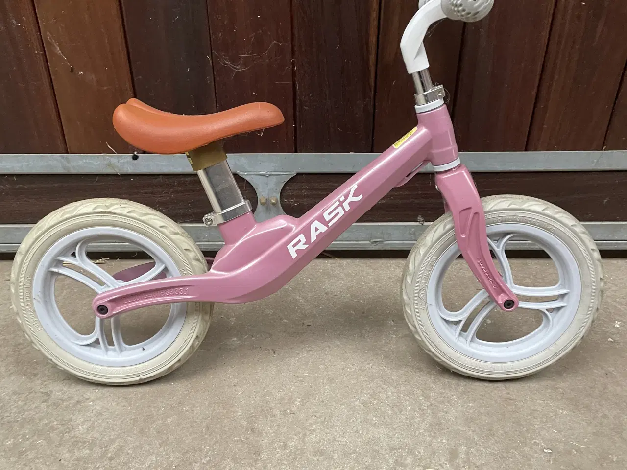 Billede 1 - Løbe cykel 