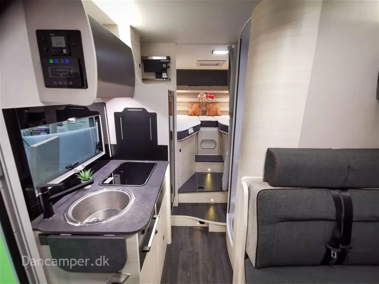 Billede 23 - 2024 - Chausson Titanium 627 ULTIMATE   Enkeltsenge + hæve-/sænkeseng, 5 selepladser, 4 sovepladser med mulighed for 5, 170Hk Aut,, Artic pakke, meget udstyr