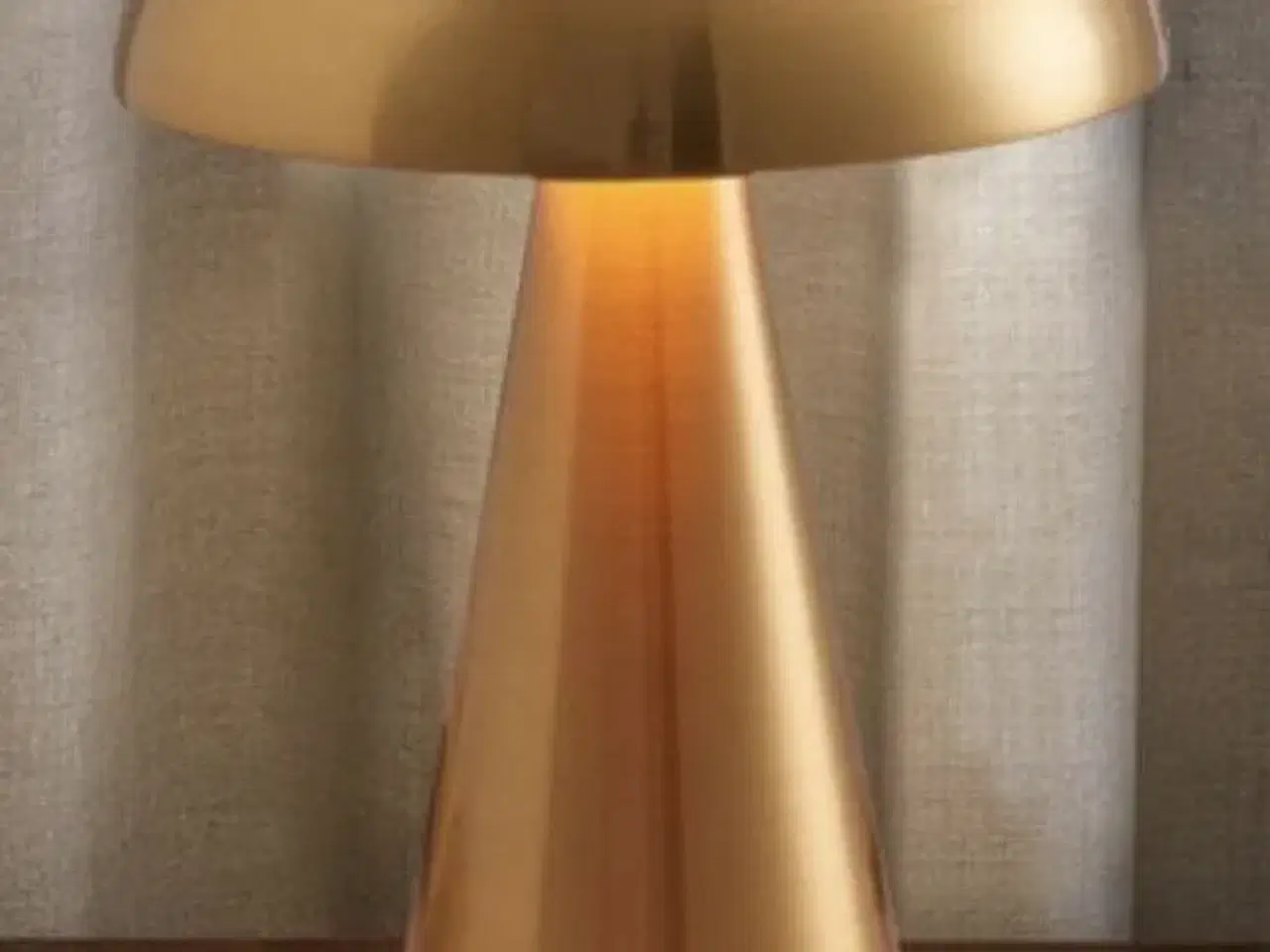 Billede 2 - Super hyggelig genopladelig bordlampe