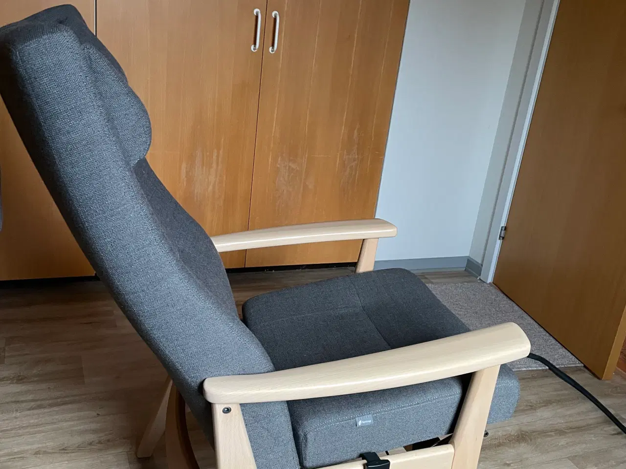 Billede 5 - Farstrup seniorstol m. løfte funktion