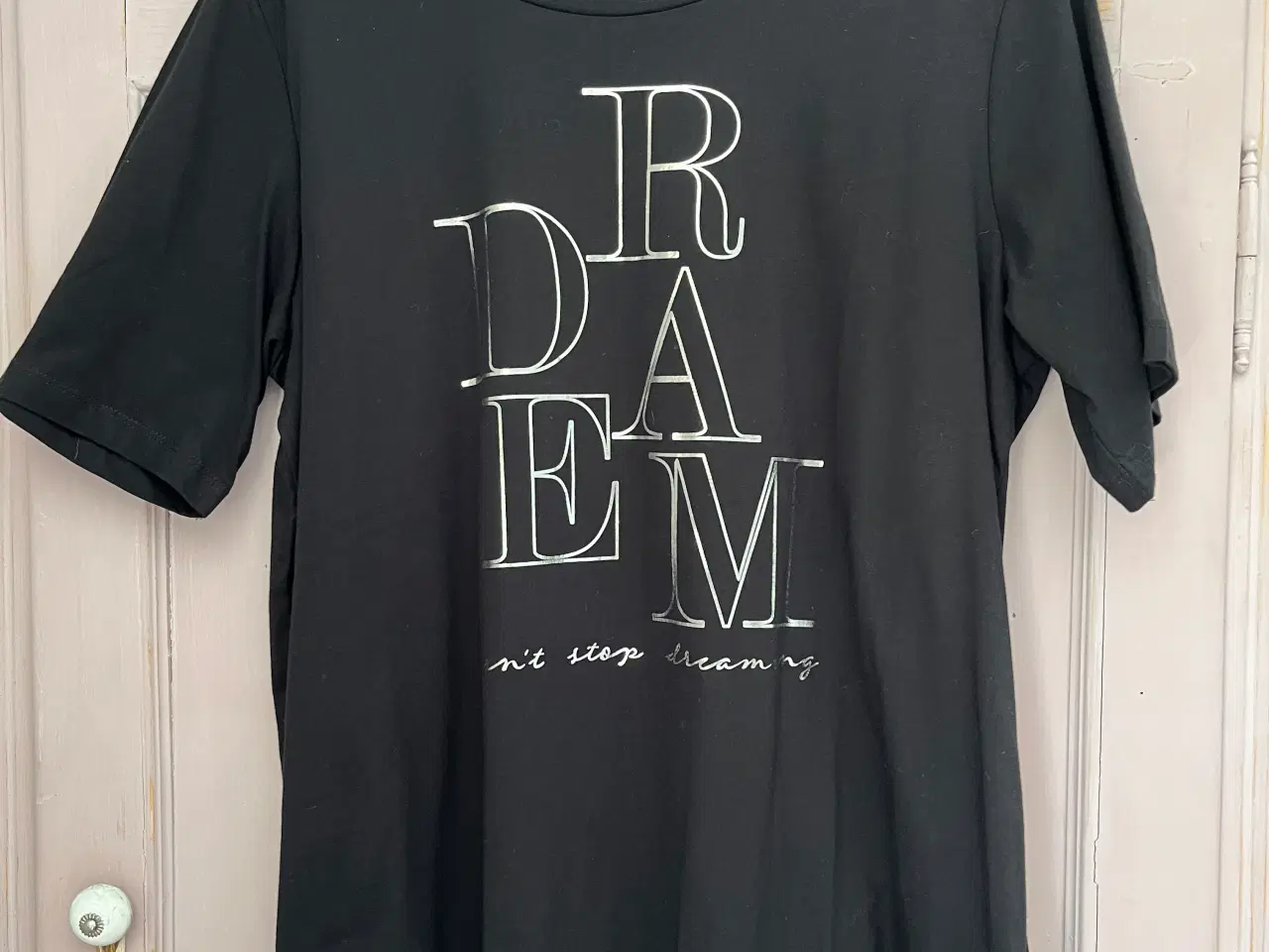 Billede 1 - Sort T-shirt fra Kaffe Curve str. M (46/48)