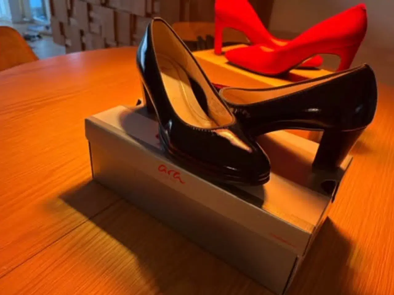 Billede 2 - Sko sælges