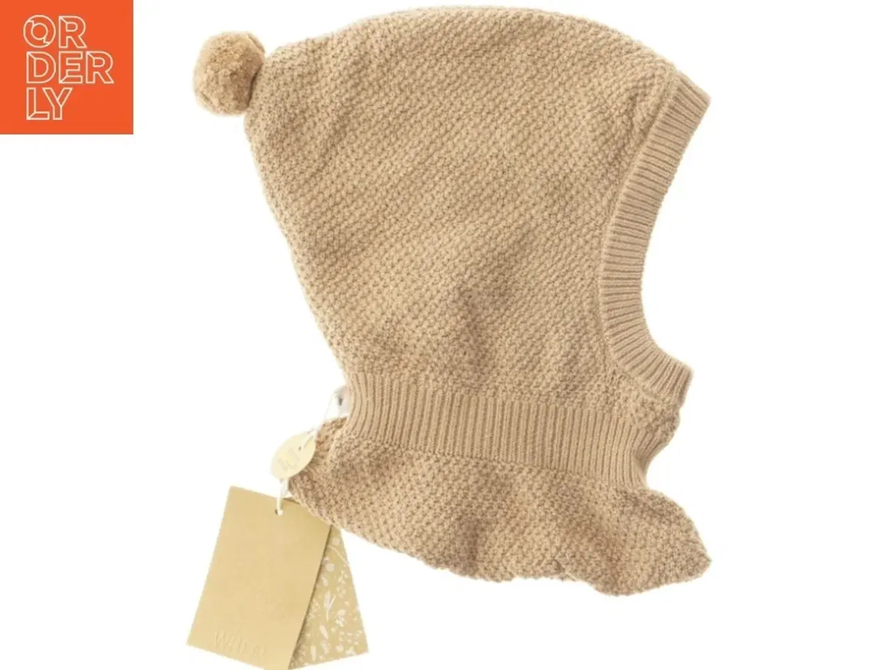 Billede 1 - Strikket hue med pompon fra Wheat (str. 3-5 år, men føles mere som str 1-2 år)