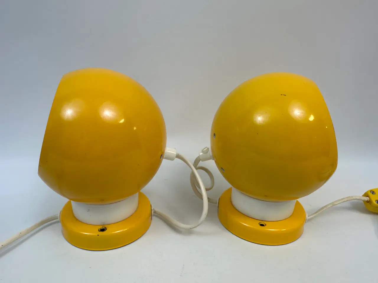 Billede 9 - 2 stk. gule kuglelamper (retro)