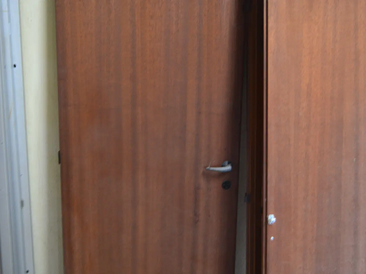 Billede 5 - Mahogni skabslåger