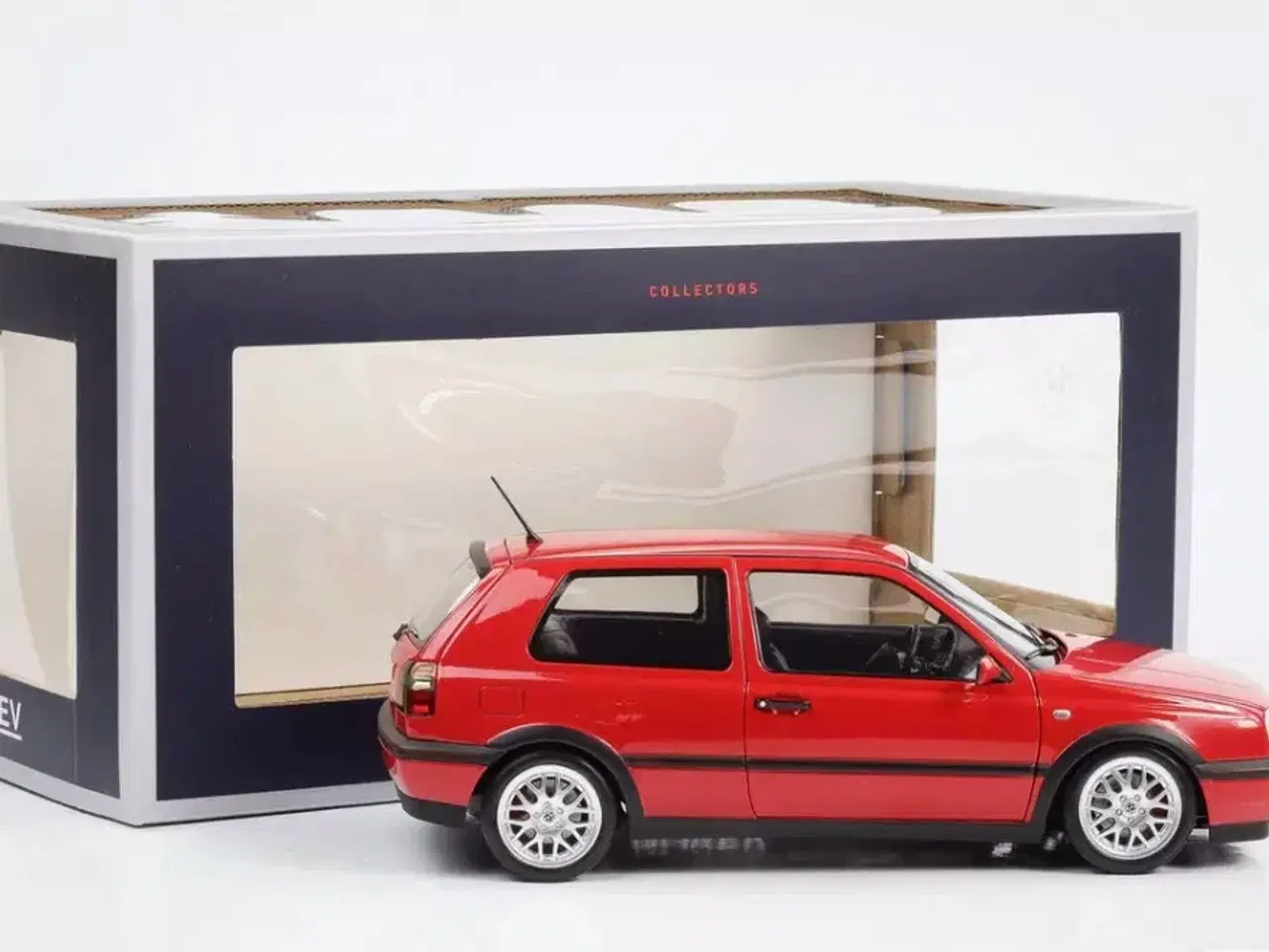 Billede 1 - 1:18 VW Golf GTI 3 20 års Edition 1996