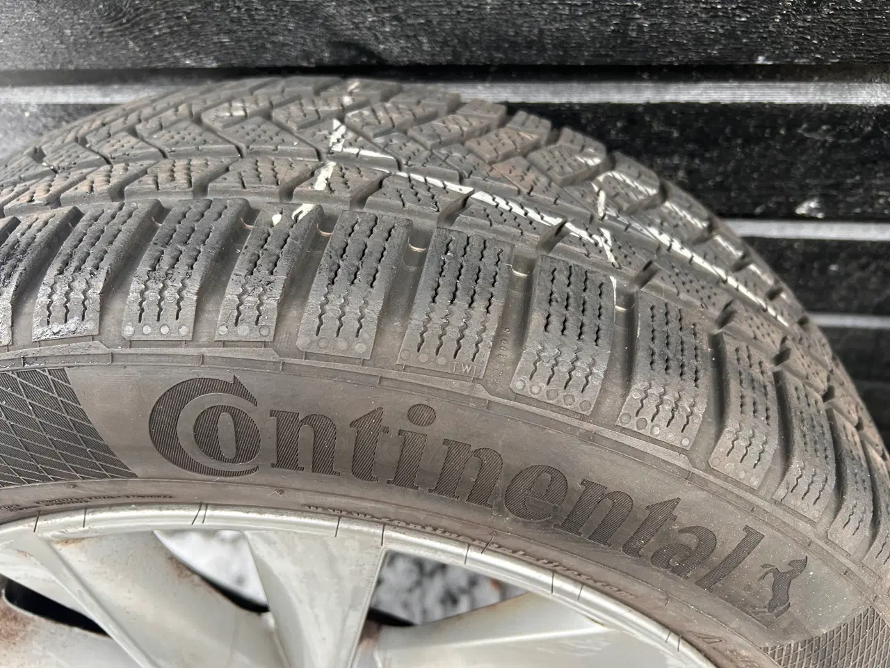 Billede 4 - Vinterdæk med originale Skoda alufælge