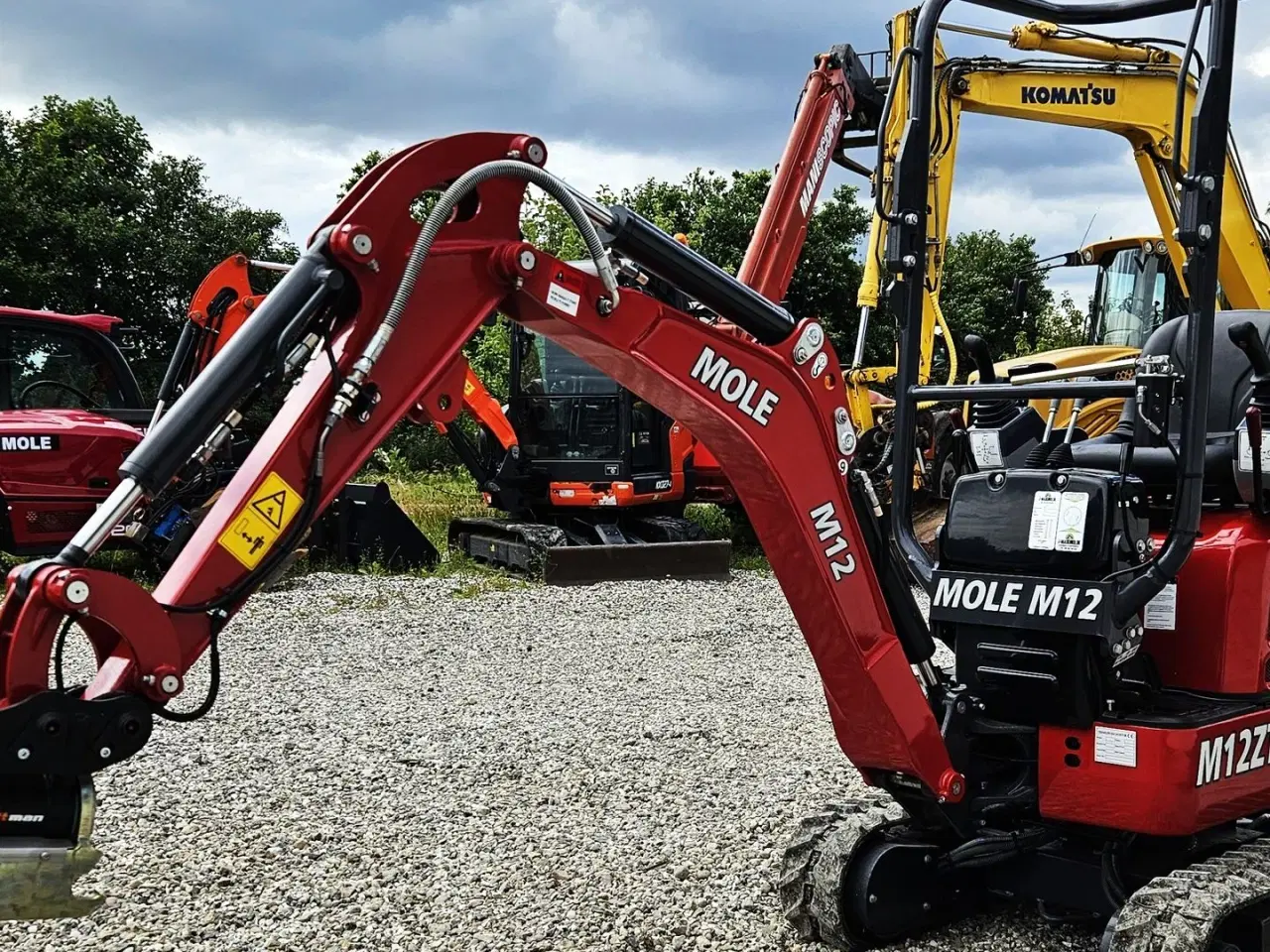 Billede 3 - MOLE M12  / fabriksny / med skovle & Kubota motor