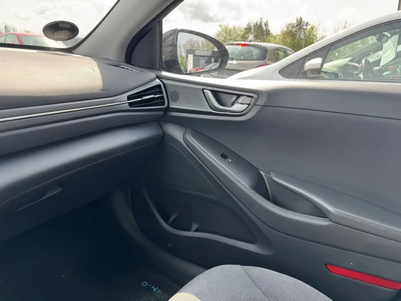 Billede 18 - Hyundai Ioniq 1,6 GDI  Plugin-hybrid Trend plug-in 141HK 5d 6g Aut.
