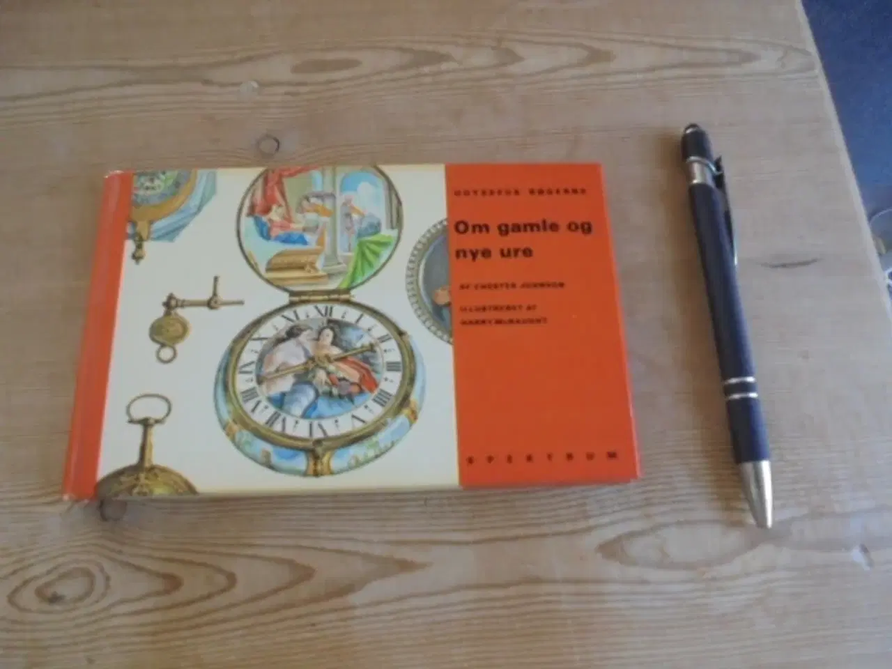 Billede 1 - Om gamle og nye ure – se fotos og omtale  